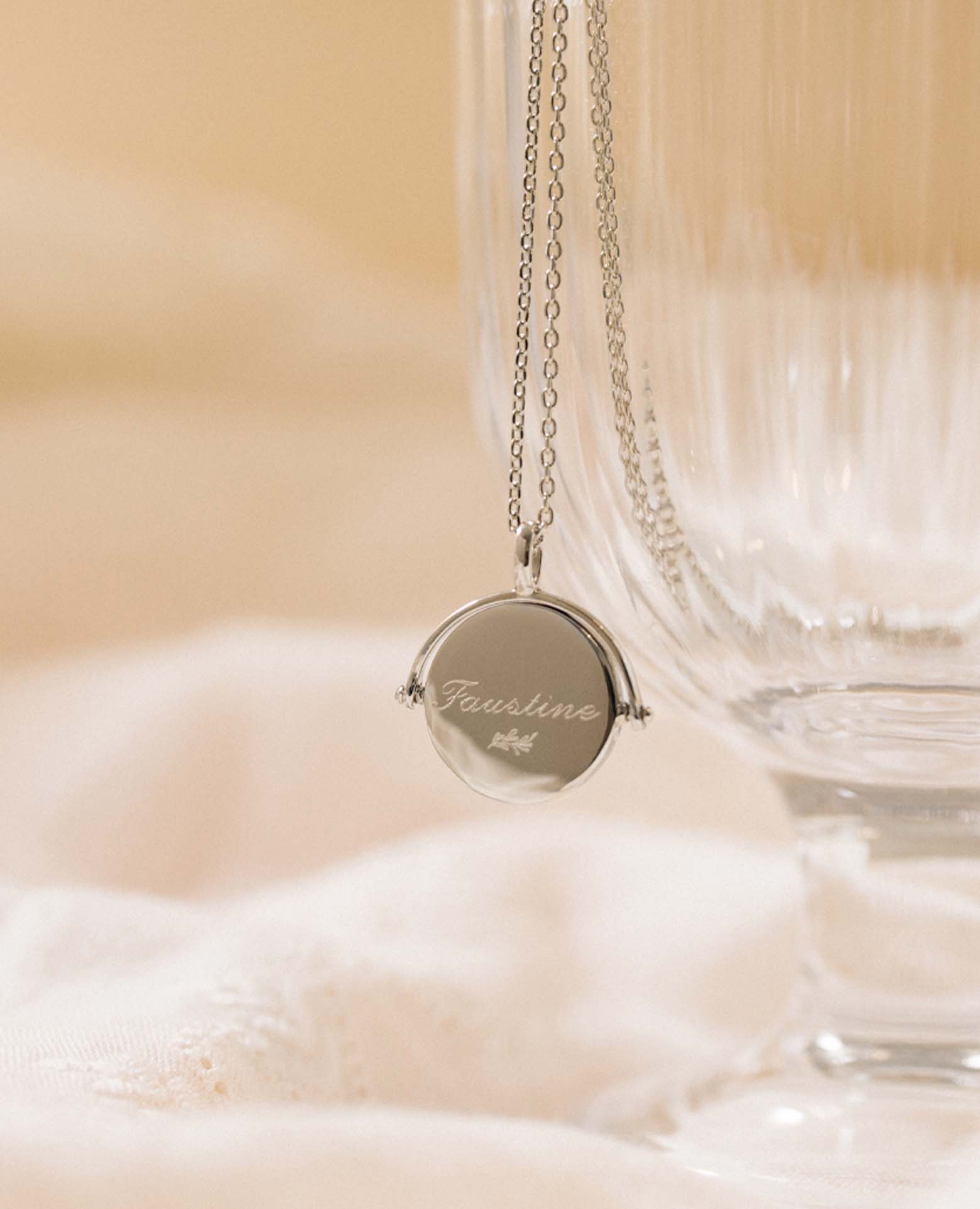 Collier nacre personnalisé prénom argent